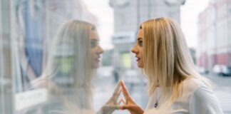 Jak pożyczać pieniądze, aby było to najtańsze i najbardziej opłacalne?