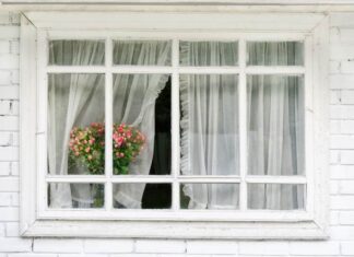 Zalety okien z podziałami – jakie mają zastosowanie szprosy i szczebliny Zalety okien z podziałami – jakie mają zastosowanie szprosy i szczebliny